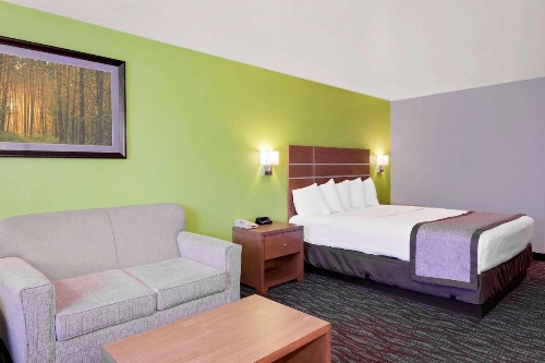 Days Inn & Suites by Wyndham Arcata image 22