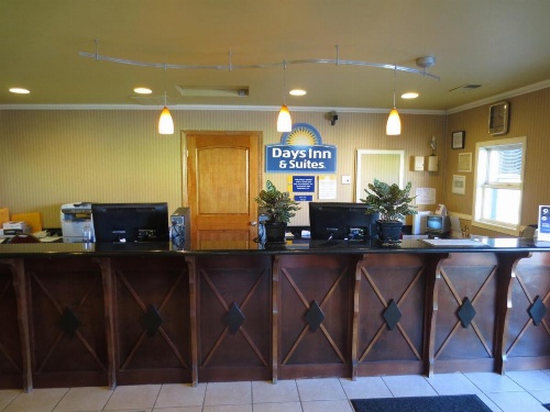 Days Inn & Suites by Wyndham Arcata image 36