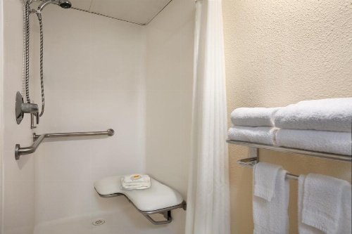 Days Inn & Suites by Wyndham Arcata image 38
