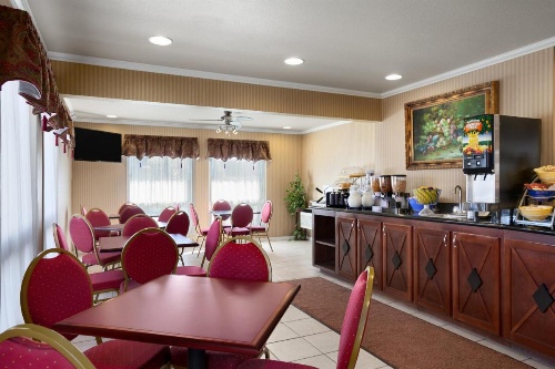 Days Inn & Suites by Wyndham Arcata image 40