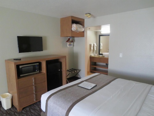 Days Inn & Suites by Wyndham Arcata image 47
